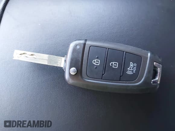 ✅ 2023 Hyundai Santa Fe SE • VIN: 5NMS1DAJ1PH580809 • Lot: 43627309. Listed on IAAI with 47,414 mi. Free auction sales archive from the USA and detailed vehicle history report at DreamBid. Image 11.