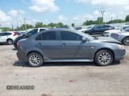 ✅ 2010 Mitsubishi Lancer ES • VIN: JA32U2FU9AU011638 • Lot: 42990336. Wystawiony na IAAI z przebiegiem 233 695 mil. Bezpłatny archiwum sprzedaży aukcyjnych z USA i szczegółowy raport historii pojazdu na DreamBid. Zdjęcie 13.