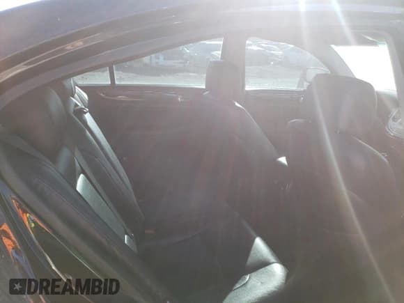 ✅ 2011 Hyundai Genesis • VIN: KMHGC4DE2BU139475 • Лот: 71754565. Опубликован ранее на Copart с пробегом 230 334 миль. Бесплатный доступ к архиву аукционных продаж из США и подробный отчёт об истории автомобиля на DreamBid. Изображение 10.