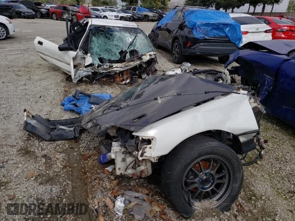 ✅ 1990 Honda CRX DX • VIN: JHMED8451LS012339 • Lot: 44368264. Listed on Copart with 230,870 mi. Free auction sales archive from the USA and detailed vehicle history report at DreamBid. Image 5.