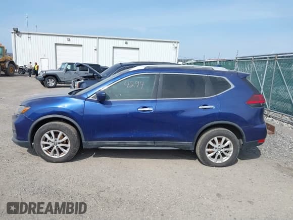 ✅ 2017 Nissan Rogue SL • VIN: 5N1AT2MT3HC823541 • Лот: 41784901. Опубликован ранее на IAAI с пробегом 157 840 миль. Бесплатный доступ к архиву аукционных продаж из США и подробный отчёт об истории автомобиля на DreamBid. Изображение 14.