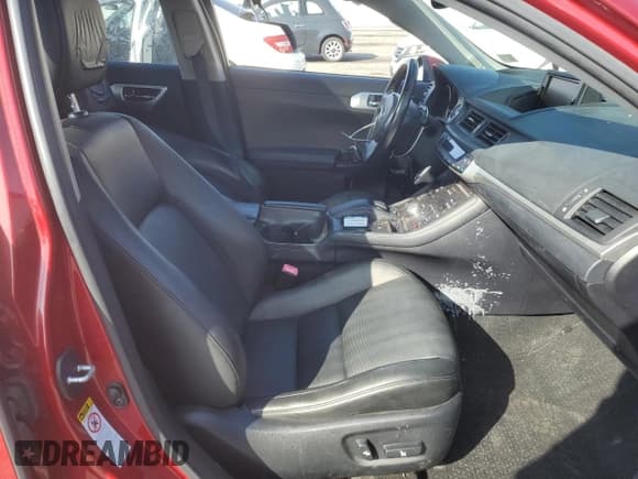 ✅ 2013 Lexus CT 200h • VIN: JTHKD5BH5D2134945 • Лот: 87311585. Опубликован ранее на Copart с пробегом 124 006 миль. Бесплатный доступ к архиву аукционных продаж из США и подробный отчёт об истории автомобиля на DreamBid. Изображение 7.