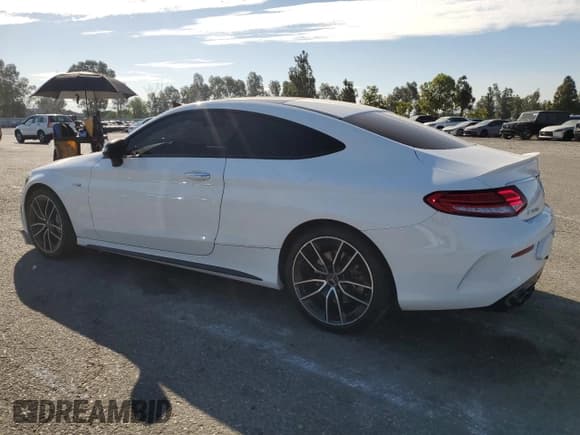 ✅ 2020 Mercedes-Benz C 43 AMG • VIN: WDDWJ6EB2LF947536 • Lot: 64112405. Wystawiony na Copart z przebiegiem 74 353 mil. Bezpłatny archiwum sprzedaży aukcyjnych z USA i szczegółowy raport historii pojazdu na DreamBid. Zdjęcie 2.