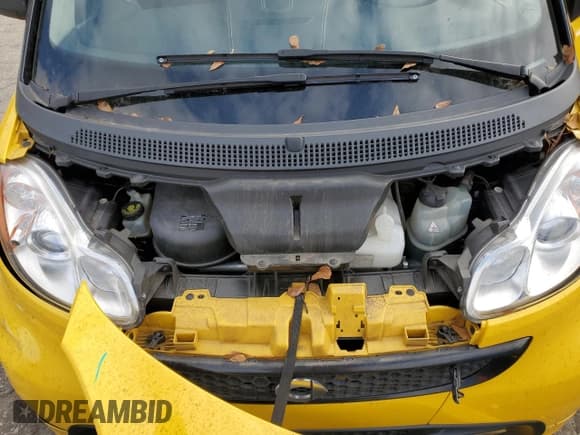 ✅ 2013 Smart fortwo Passion • VIN: WMEEK3BA2DK721780 • Lot: 84732784. Wystawiony na Copart z przebiegiem 84 297 mil. Bezpłatny archiwum sprzedaży aukcyjnych z USA i szczegółowy raport historii pojazdu na DreamBid. Zdjęcie 11.