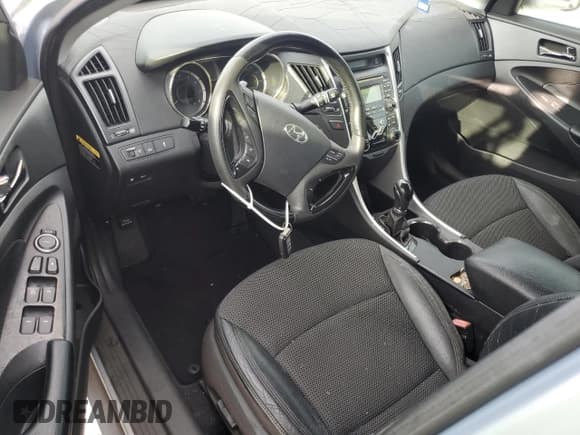 ✅ 2011 Hyundai Sonata SE • VIN: 5NPEC4AB2BH316817 • Lot: 76131844. Listed on Copart with Not provided. Free auction sales archive from the USA and detailed vehicle history report at DreamBid. Image 8.