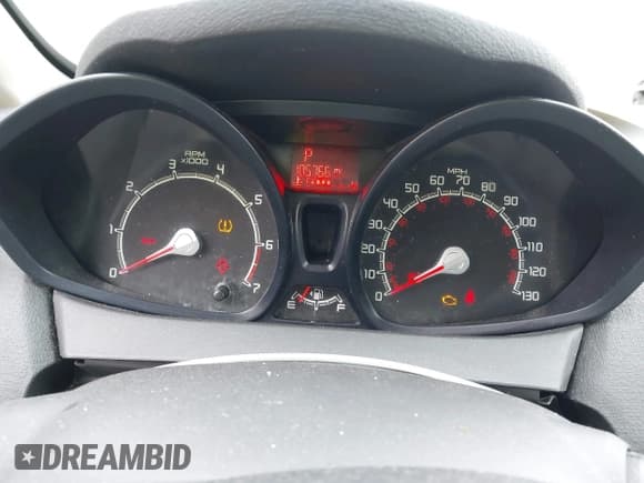 ✅ 2013 Ford Fiesta S • VIN: 3FADP4AJXDM130050 • Lot: 43669628. Wystawiony na IAAI z przebiegiem 105 766 mil. Bezpłatny archiwum sprzedaży aukcyjnych z USA i szczegółowy raport historii pojazdu na DreamBid. Zdjęcie 7.