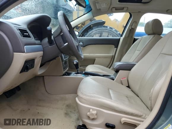 ✅ 2008 Mercury Milan Premier • VIN: 3MEHM08138R605189 • Lot: 81333045. Listed on Copart with Not provided. Free auction sales archive from the USA and detailed vehicle history report at DreamBid. Image 7.