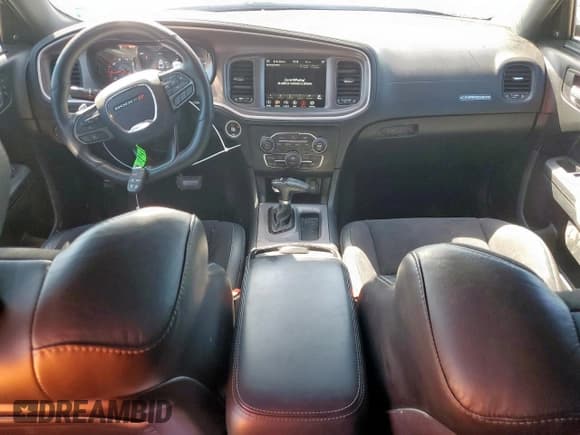 ✅ 2022 Dodge Charger GT • VIN: 2C3CDXHG5NH205087 • Lot: 84484375. Wystawiony na Copart z przebiegiem 25 194 mil. Bezpłatny archiwum sprzedaży aukcyjnych z USA i szczegółowy raport historii pojazdu na DreamBid. Zdjęcie 8.