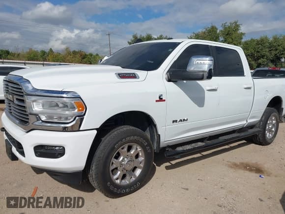 ✅ 2023 Ram 2500 Laramie • VIN: 3C6UR5FL4PG588486 • Lot: 43459732. Listed on IAAI with 54,339 mi. Free auction sales archive from the USA and detailed vehicle history report at DreamBid. Image 6.