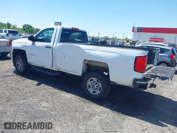 ✅ 2015 Chevrolet Silverado 2500HD Work Truck • VIN: 1GC0CUEG4FZ524843 • Lot: 42004293. Wystawiony na IAAI z przebiegiem 190 066 mil. Bezpłatny archiwum sprzedaży aukcyjnych z USA i szczegółowy raport historii pojazdu na DreamBid. Zdjęcie 3.