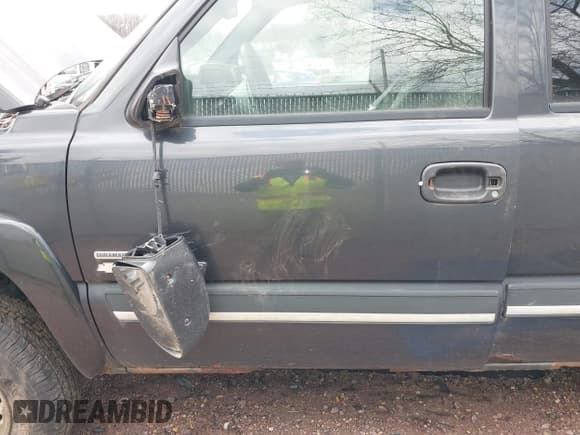 ✅ 2004 Chevrolet Silverado 2500HD LS • VIN: 1GCHK23184F169506 • Лот: 42085720. Опубликован ранее на IAAI с пробегом 261 344 миль. Бесплатный доступ к архиву аукционных продаж из США и подробный отчёт об истории автомобиля на DreamBid. Изображение 12.