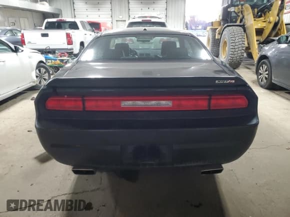 ✅ 2008 Dodge Challenger SRT-8 • VIN: 2B3LJ74W18H302861 • Lot: 82631424. Wystawiony na Copart z przebiegiem 86 743 mil. Bezpłatny archiwum sprzedaży aukcyjnych z USA i szczegółowy raport historii pojazdu na DreamBid. Zdjęcie 6.