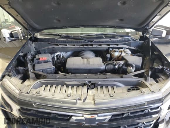 ✅ 2022 Chevrolet Silverado 1500 LT Trail Boss • VIN: 3GCUDFED8NG680074 • Lot: 71748355. Wystawiony na Copart z przebiegiem 35 803 mil. Bezpłatny archiwum sprzedaży aukcyjnych z USA i szczegółowy raport historii pojazdu na DreamBid. Zdjęcie 12.