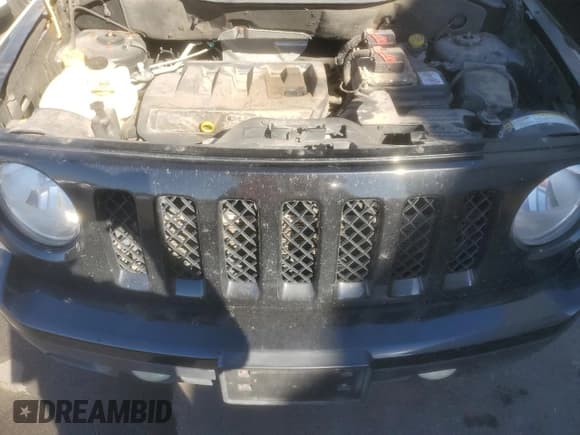 ✅ 2013 Jeep Patriot Latitude • VIN: 1C4NJRFB8DD182612 • Лот: 90405015. Опубликован ранее на Copart с пробегом 127 231 миль. Бесплатный доступ к архиву аукционных продаж из США и подробный отчёт об истории автомобиля на DreamBid. Изображение 12.