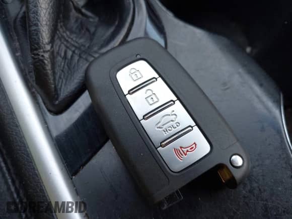 2011 Hyundai Sonata Limited с VIN 5NPEC4AB4BH189777, выставлен на аукционе IAAI как лот 43485009 с пробегом 198 430 миль миль и . История ставок и продаж доступна на DreamBid. Изображение 11.