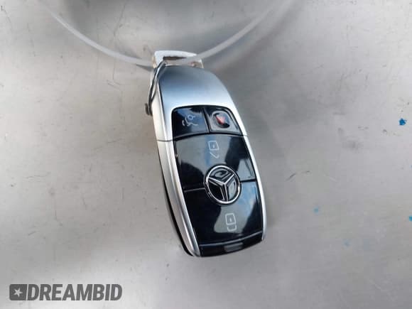 ✅ 2020 Mercedes-Benz E 350 • VIN: WDDZF8DB5LA711908 • Lot: 42074964. Listed on IAAI with 49,805 mi. Free auction sales archive from the USA and detailed vehicle history report at DreamBid. Image 11.