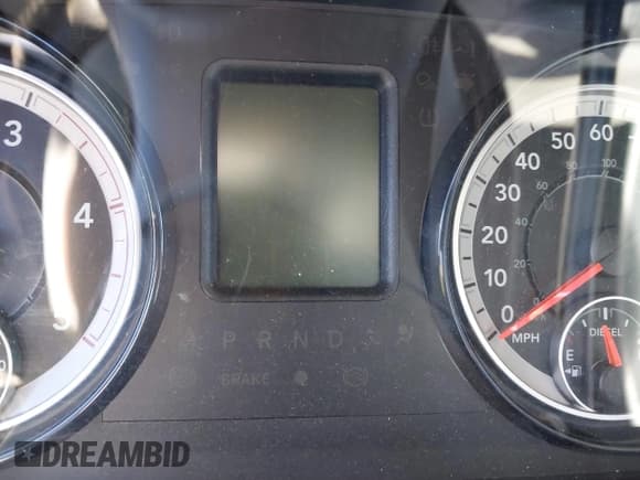 ✅ 2018 Ram 2500 Tradesman • VIN: 3C6UR5CL7JG209296 • Lot: 43568618. Wystawiony na IAAI z przebiegiem Nie podano. Bezpłatny archiwum sprzedaży aukcyjnych z USA i szczegółowy raport historii pojazdu na DreamBid. Zdjęcie 7.