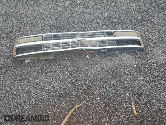 ✅ 2005 Chevrolet Silverado 2500HD Work Truck • VIN: 1GCHK24U35E201472 • Lot: 71182895. Wystawiony na Copart z przebiegiem Nie podano. Bezpłatny archiwum sprzedaży aukcyjnych z USA i szczegółowy raport historii pojazdu na DreamBid. Zdjęcie 12.