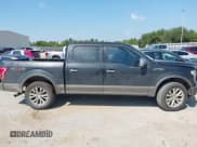 ✅ 2015 Ford F-150 XLT • VIN: 1FTEW1EG0FFA98856 • Lot: 43136931. Wystawiony na IAAI z przebiegiem 141 491 mil. Bezpłatny archiwum sprzedaży aukcyjnych z USA i szczegółowy raport historii pojazdu na DreamBid. Zdjęcie 13.
