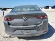 ✅ 2025 Mazda 3 S Preferred • VIN: 3MZBPACM1SM450195 • Lot: 67138405. Wystawiony na Copart z przebiegiem 10 368 mil. Bezpłatny archiwum sprzedaży aukcyjnych z USA i szczegółowy raport historii pojazdu na DreamBid. Zdjęcie 6.
