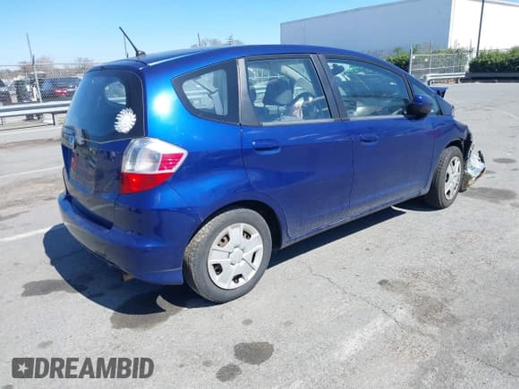 ✅ 2012 Honda Fit • VIN: JHMGE8G37CC029981 • Lot: 41812882. Wystawiony na IAAI z przebiegiem 170 907 mil. Bezpłatny archiwum sprzedaży aukcyjnych z USA i szczegółowy raport historii pojazdu na DreamBid. Zdjęcie 4.