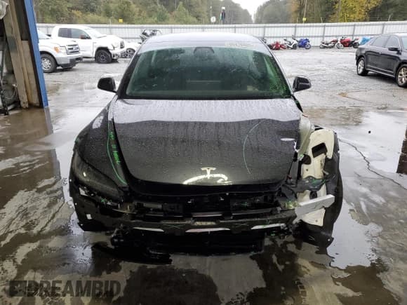 ✅ 2025 Tesla Model 3 Long Range • VIN: 5YJ3E1EAXSF065769 • Lot: 90476405. Listed on Copart with 2,038 mi. Free auction sales archive from the USA and detailed vehicle history report at DreamBid. Image 5.