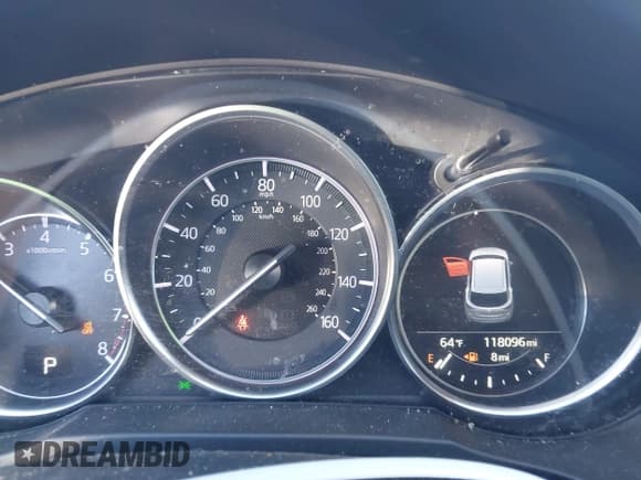 ✅ 2018 Mazda CX-5 Touring • VIN: JM3KFBCM4J0351052 • Lot: 43574119. Wystawiony na IAAI z przebiegiem 118 096 mil. Bezpłatny archiwum sprzedaży aukcyjnych z USA i szczegółowy raport historii pojazdu na DreamBid. Zdjęcie 7.