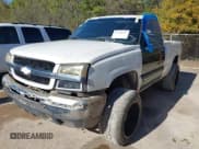 ✅ 2004 Chevrolet Silverado 2500HD LS • VIN: 1GCHK24144E137012 • Lot: 43798317. Listed on IAAI with Not provided. Free auction sales archive from the USA and detailed vehicle history report at DreamBid. Image 2.
