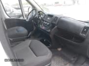 ✅ 2016 Ram ProMaster Cargo • VIN: 3C6TRVAGXGE117895 • Lot: 43241446. Wystawiony na IAAI z przebiegiem 250 374 mil. Bezpłatny archiwum sprzedaży aukcyjnych z USA i szczegółowy raport historii pojazdu na DreamBid. Zdjęcie 5.