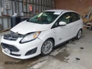 ✅ 2017 Ford C-Max SE • VIN: 1FADP5EU2HL106844 • Lot: 42064122. Wystawiony na IAAI z przebiegiem 86 850 mil. Bezpłatny archiwum sprzedaży aukcyjnych z USA i szczegółowy raport historii pojazdu na DreamBid. Zdjęcie 18.