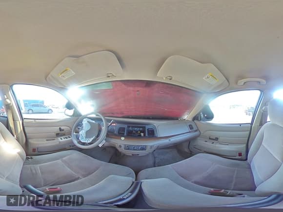 ✅ 2005 Ford Crown Victoria Standard • VIN: 2FAFP73W25X108424 • Lot: 54363755. Wystawiony na Copart z przebiegiem 188 358 mil. Bezpłatny archiwum sprzedaży aukcyjnych z USA i szczegółowy raport historii pojazdu na DreamBid. Zdjęcie 14.