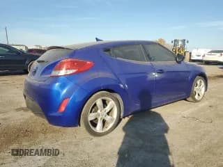 ✅ 2012 Hyundai Veloster w/Red Int • VIN: KMHTC6AD6CU042092 • Lot: 73197654. Wystawiony na Copart z przebiegiem 121 124 mil. Bezpłatny archiwum sprzedaży aukcyjnych z USA i szczegółowy raport historii pojazdu na DreamBid. Zdjęcie 3.