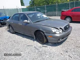 ✅ 2002 Hyundai Sonata • VIN: KMHWF25H72A684427 • Lot: 42409528. Wystawiony na IAAI z przebiegiem 176 694 mil. Bezpłatny archiwum sprzedaży aukcyjnych z USA i szczegółowy raport historii pojazdu na DreamBid. Zdjęcie 1.