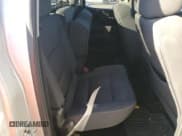 ✅ 2017 Chevrolet Silverado 1500 LT • VIN: 1GCVKREC5HZ237355 • Lot: 82060245. Wystawiony na Copart z przebiegiem 147 944 mil. Bezpłatny archiwum sprzedaży aukcyjnych z USA i szczegółowy raport historii pojazdu na DreamBid. Zdjęcie 10.