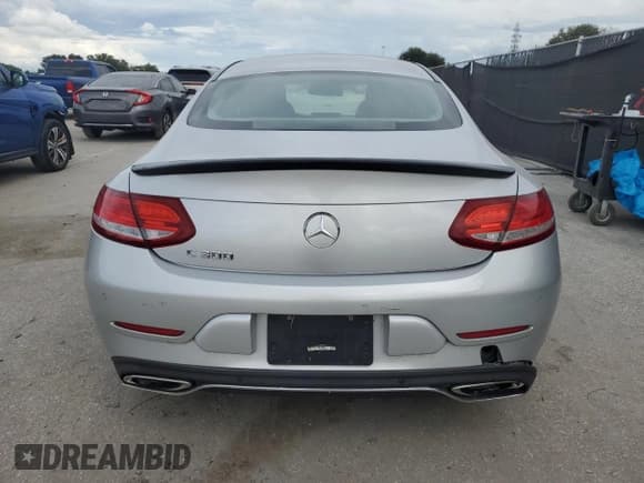 ✅ 2017 Mercedes-Benz C 300 • VIN: WDDWJ4JB7HF354501 • Lot: 80730055. Listed on Copart with 177,981 mi. Free auction sales archive from the USA and detailed vehicle history report at DreamBid. Image 6.