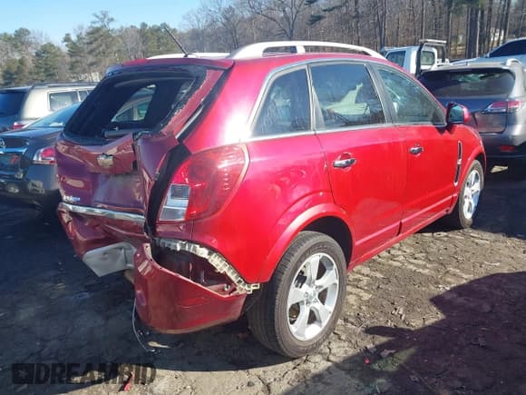 ✅ 2013 Chevrolet Captiva Sport LTZ • VIN: 3GNAL4EK0DS590459 • Lot: 41338551. Wystawiony na IAAI z przebiegiem 181 980 mil. Bezpłatny archiwum sprzedaży aukcyjnych z USA i szczegółowy raport historii pojazdu na DreamBid. Zdjęcie 4.