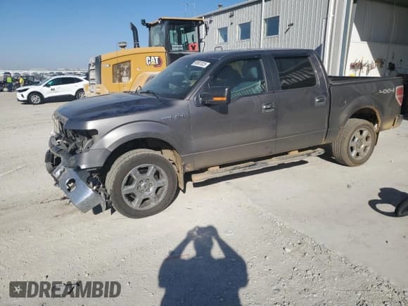 ✅ 2013 Ford F-150 XL • VIN: 1FTFW1EF3DFC65512 • Lot: 90907025. Listed on Copart with 191,750 mi. Free auction sales archive from the USA and detailed vehicle history report at DreamBid. Image 1.