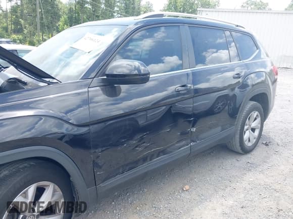 ✅ 2018 Volkswagen Atlas S • VIN: 1V2AR2CA7JC570747 • Lot: 42706124. Wystawiony na IAAI z przebiegiem 167 416 mil. Bezpłatny archiwum sprzedaży aukcyjnych z USA i szczegółowy raport historii pojazdu na DreamBid. Zdjęcie 6.