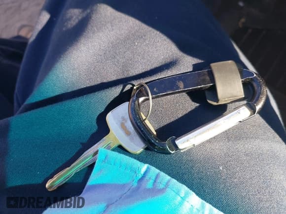 ✅ 1994 Toyota Camry LE • VIN: 4T1SK12E3RU357935 • Lot: 43500149. Wystawiony na IAAI z przebiegiem 239 841 mil. Bezpłatny archiwum sprzedaży aukcyjnych z USA i szczegółowy raport historii pojazdu na DreamBid. Zdjęcie 11.