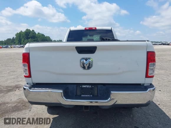 ✅ 2019 Ram 2500 Tradesman • VIN: 3C6UR4HJ6KG684442 • Лот: 42638649. Опубликован ранее на IAAI с пробегом 133 223 миль. Бесплатный доступ к архиву аукционных продаж из США и подробный отчёт об истории автомобиля на DreamBid. Изображение 16.