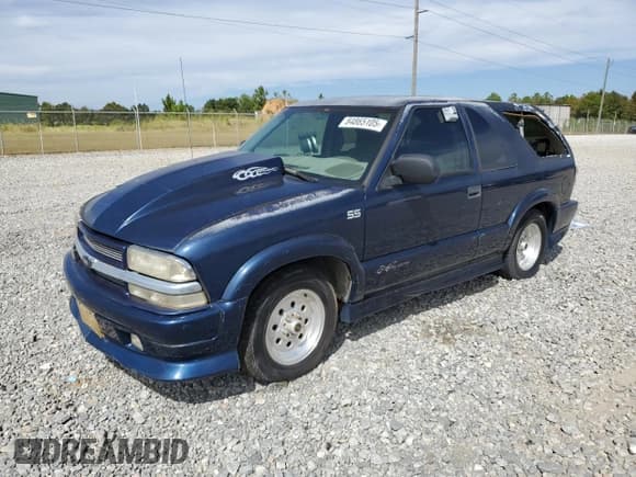 ✅ 2002 Chevrolet Blazer LS • VIN: 1GNCS18W92K117340 • Lot: 84865105. Wystawiony na Copart z przebiegiem Nie podano. Bezpłatny archiwum sprzedaży aukcyjnych z USA i szczegółowy raport historii pojazdu na DreamBid. Zdjęcie 1.