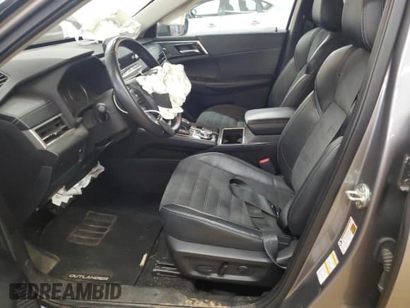 ✅ 2022 Mitsubishi Outlander SE • VIN: JA4J3UA86NZ043701 • Lot: 80940685. Wystawiony na Copart z przebiegiem 51 801 mil. Bezpłatny archiwum sprzedaży aukcyjnych z USA i szczegółowy raport historii pojazdu na DreamBid. Zdjęcie 7.