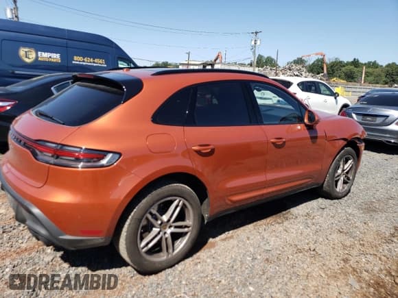 ✅ 2022 Porsche Macan • VIN: WP1AA2A52NLB05473 • Лот: 69876105. Опубликован ранее на Copart с пробегом 80 028 миль. Бесплатный доступ к архиву аукционных продаж из США и подробный отчёт об истории автомобиля на DreamBid. Изображение 3.