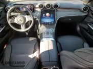 ✅ 2023 Mercedes-Benz C 300 • VIN: W1KAF4HB6PR069643 • Lot: 81419885. Wystawiony na Copart z przebiegiem 23 633 mil. Bezpłatny archiwum sprzedaży aukcyjnych z USA i szczegółowy raport historii pojazdu na DreamBid. Zdjęcie 8.