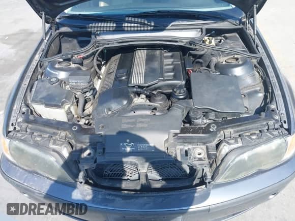 2003 BMW 3 Series 325i with VIN WBAEV334X3KL84673, listed as a IAAI auction lot 43072937 with 120,407 mi miles and . Bid and sale history available at DreamBid. Image 10.