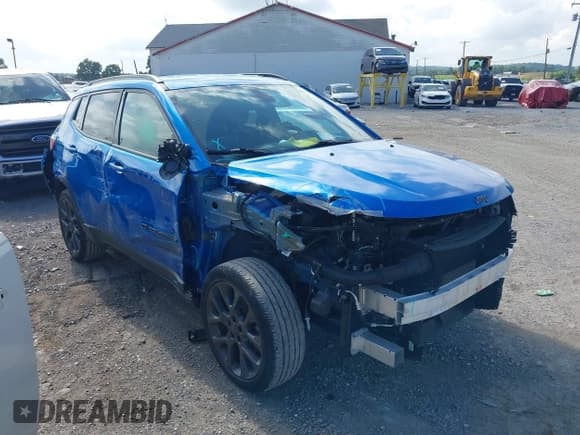 ✅ 2021 Jeep Compass 80th Anniversary • VIN: 3C4NJDEB5MT562277 • Lot: 42668078. Listed on IAAI with 26,946 mi. Free auction sales archive from the USA and detailed vehicle history report at DreamBid. Image 1.