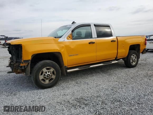 ✅ 2018 Chevrolet Silverado 2500HD LT • VIN: 1GC1KVEG0JF156233 • Lot: 42745605. Wystawiony na Copart z przebiegiem 249 206 mil. Bezpłatny archiwum sprzedaży aukcyjnych z USA i szczegółowy raport historii pojazdu na DreamBid. Zdjęcie 1.