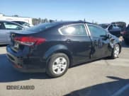 ✅ 2018 Kia Forte LX • VIN: 3KPFL4A7XJE249046 • Лот: 82673485. Опубликован ранее на Copart с пробегом 51 067 миль. Бесплатный доступ к архиву аукционных продаж из США и подробный отчёт об истории автомобиля на DreamBid. Изображение 3.