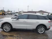 ✅ 2022 Lincoln Corsair Standard • VIN: 5LMCJ1D91NUL26925 • Лот: 41660895. Опубликован ранее на IAAI с пробегом 26 424 миль. Бесплатный доступ к архиву аукционных продаж из США и подробный отчёт об истории автомобиля на DreamBid. Изображение 14.