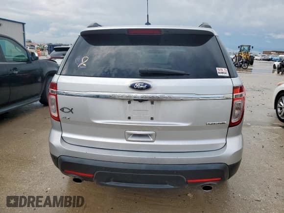 ✅ 2013 Ford Explorer XLT • VIN: 1FM5K7D88DGC09956 • Lot: 54583945. Wystawiony na Copart z przebiegiem 100 583 mil. Bezpłatny archiwum sprzedaży aukcyjnych z USA i szczegółowy raport historii pojazdu na DreamBid. Zdjęcie 6.